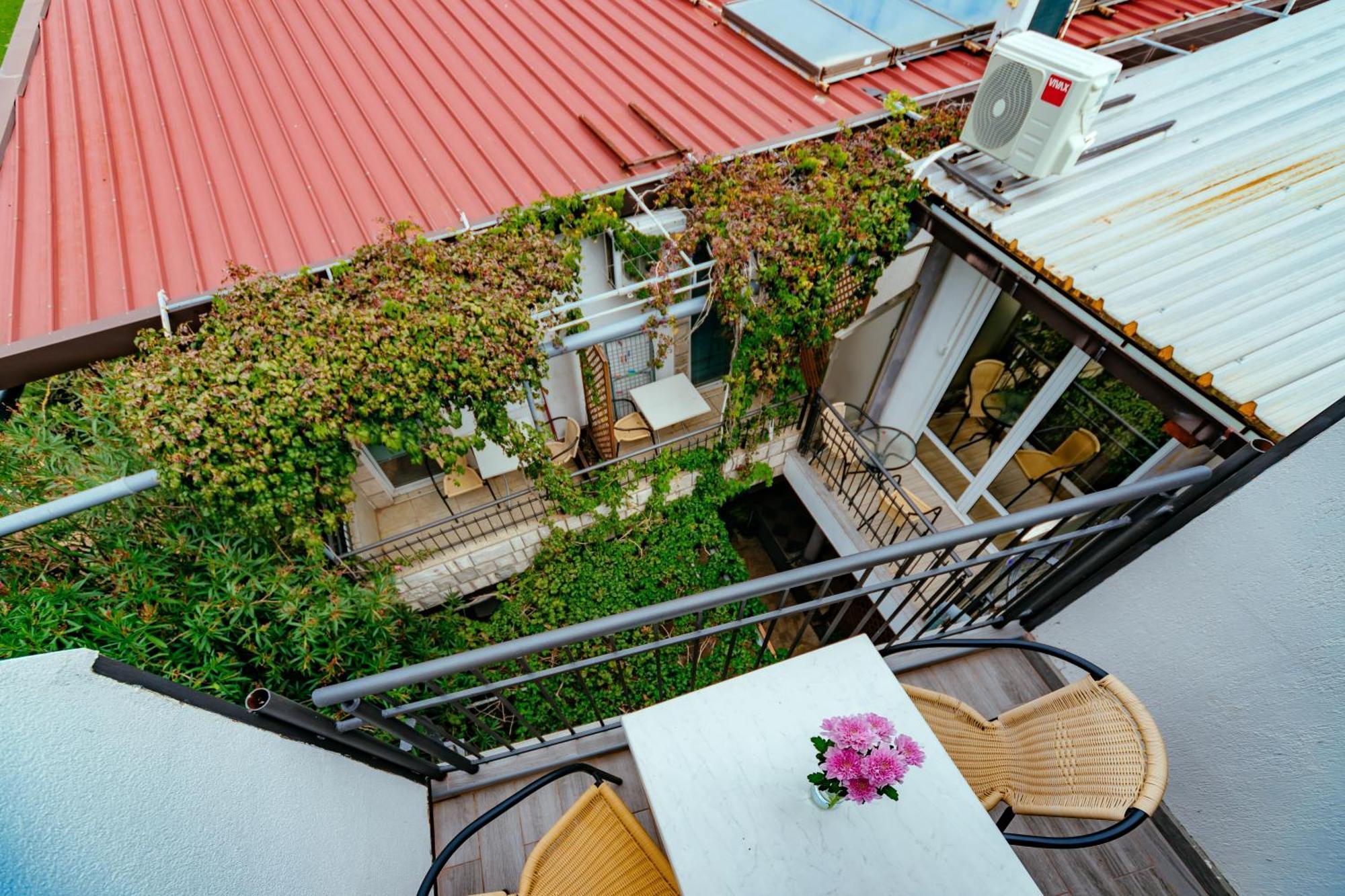 Hotel Savojo Petrovac Exterior foto