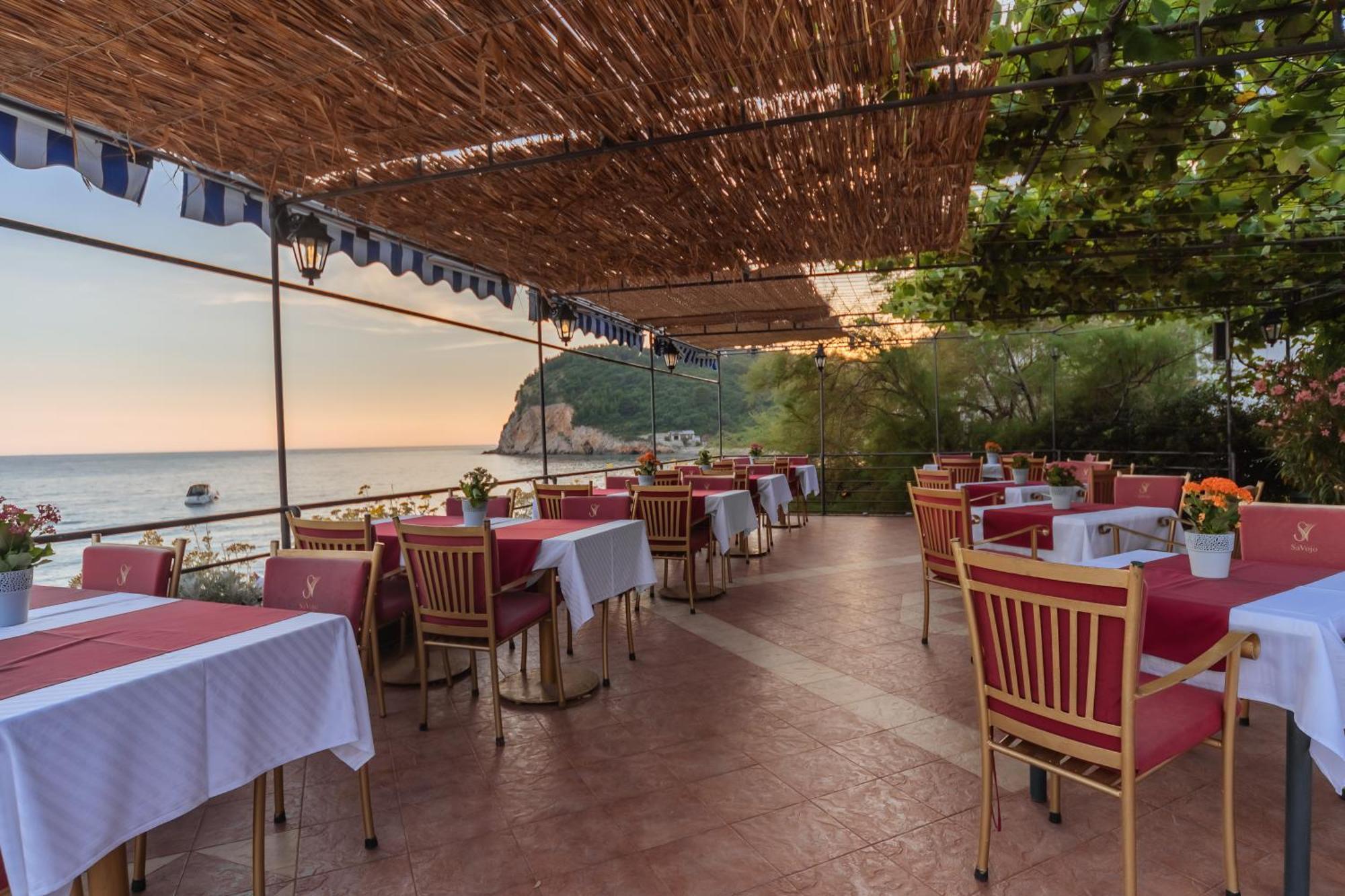 Hotel Savojo Petrovac Exterior foto